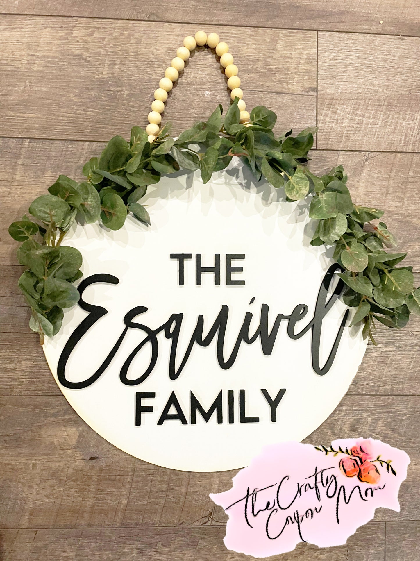 Family name door hanger round