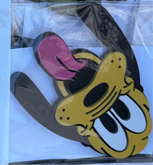 Plut0 interchangeable piece