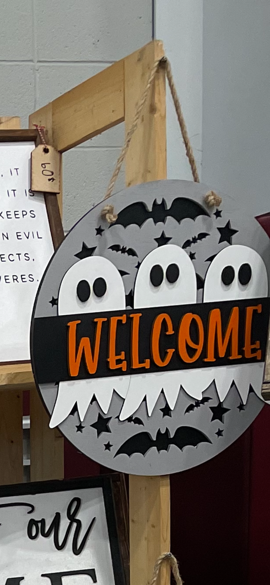 Welcome ghost door hanger