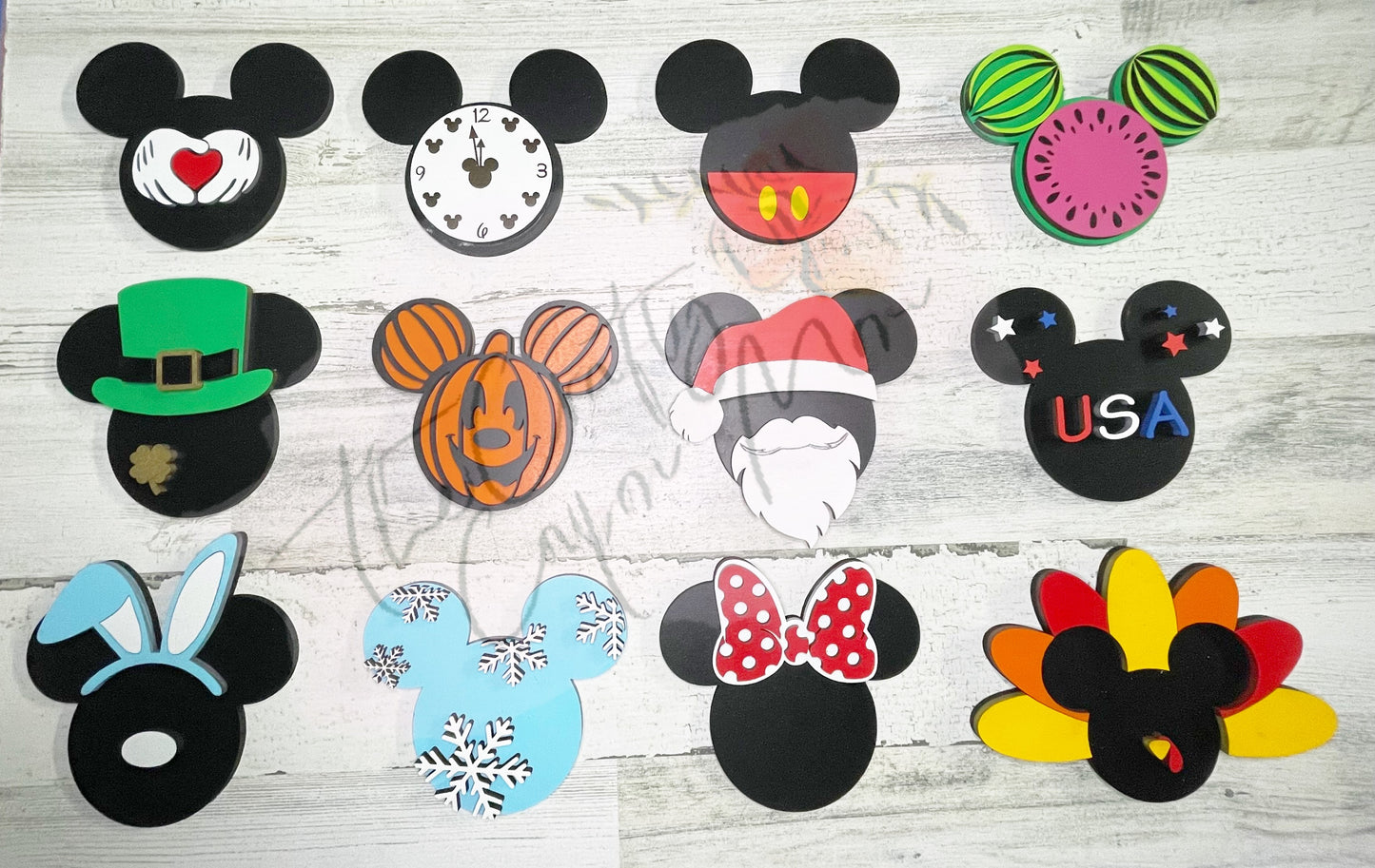 Mouse seasonal heads interchangeable pieces