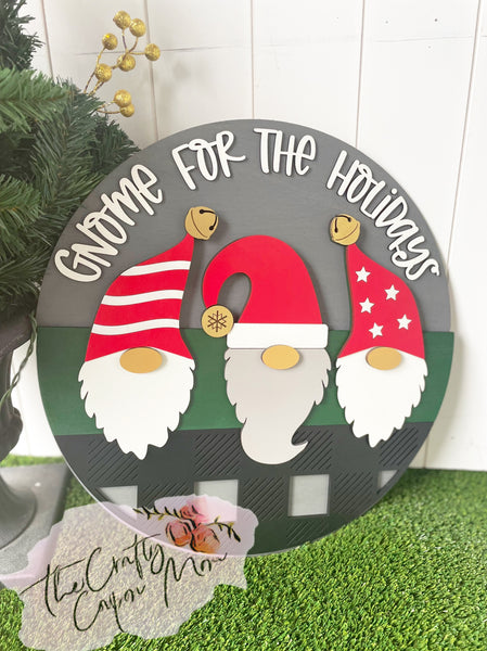 Gnome for the holidays round sign
